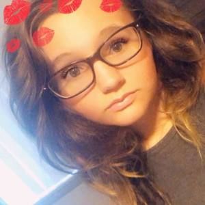 Meet your Posher, Kacey